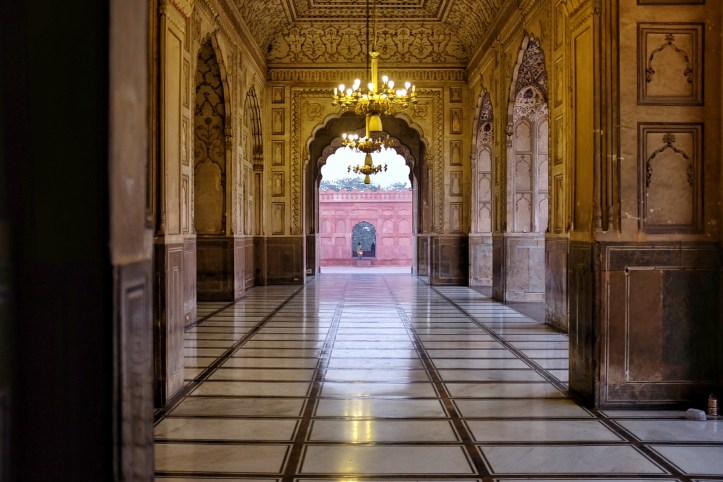 2016_1202_21051500-01