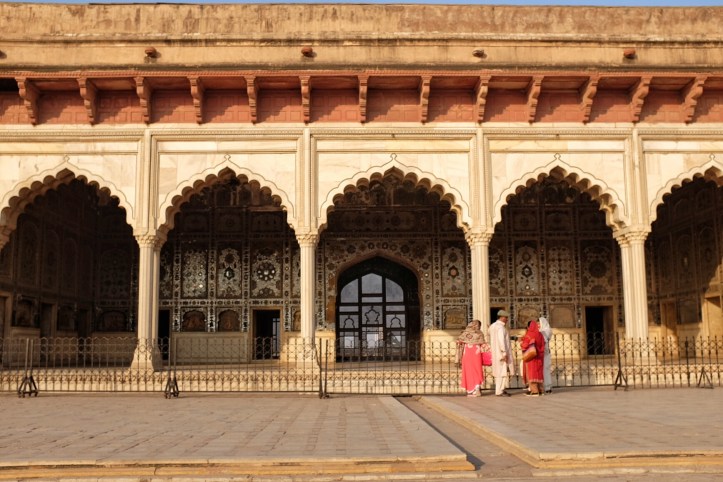 2016_1203_19144900-02